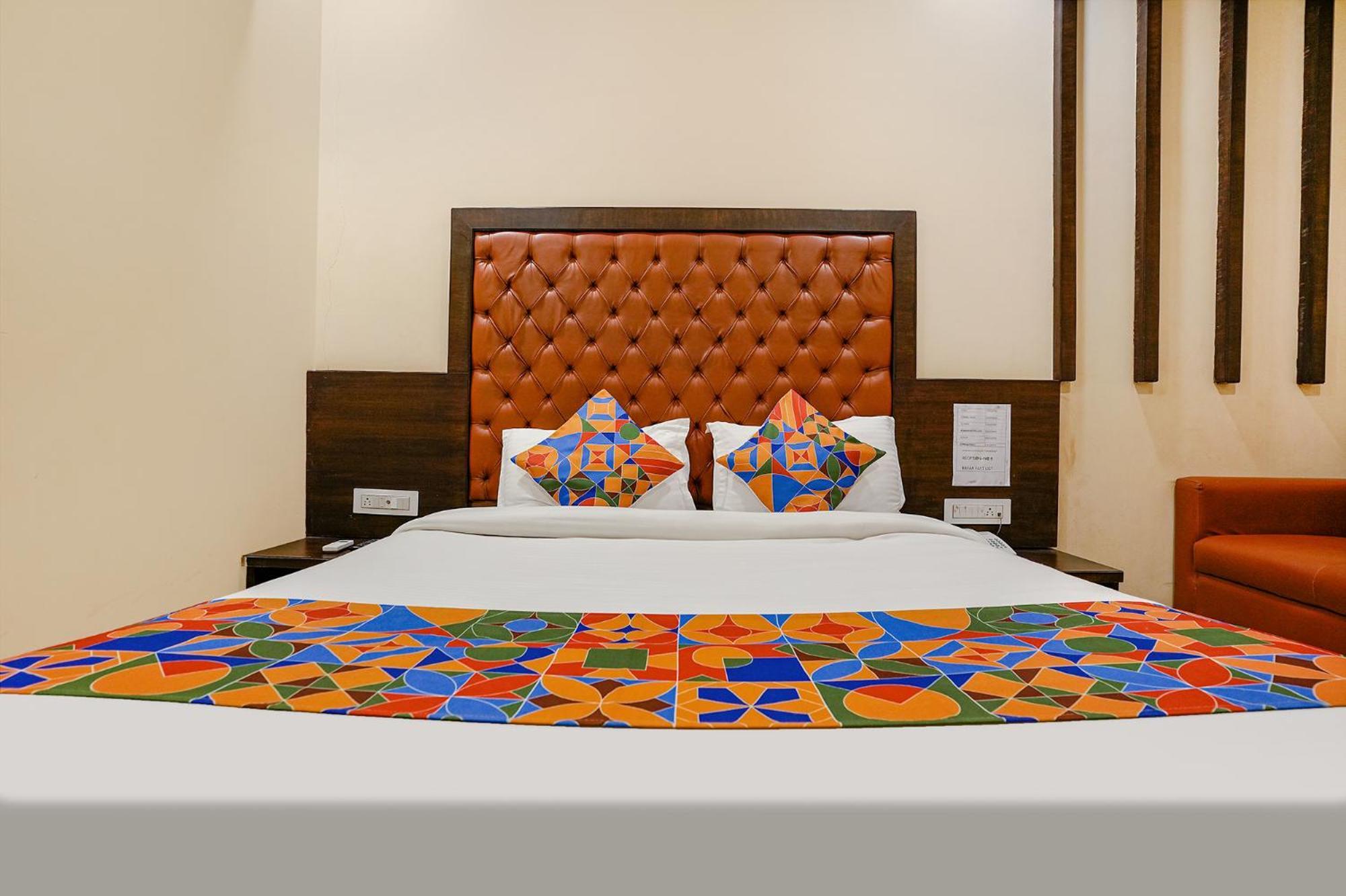 Fabhotel Vertigo Suites - Nr Bkc Мумбай Екстериор снимка