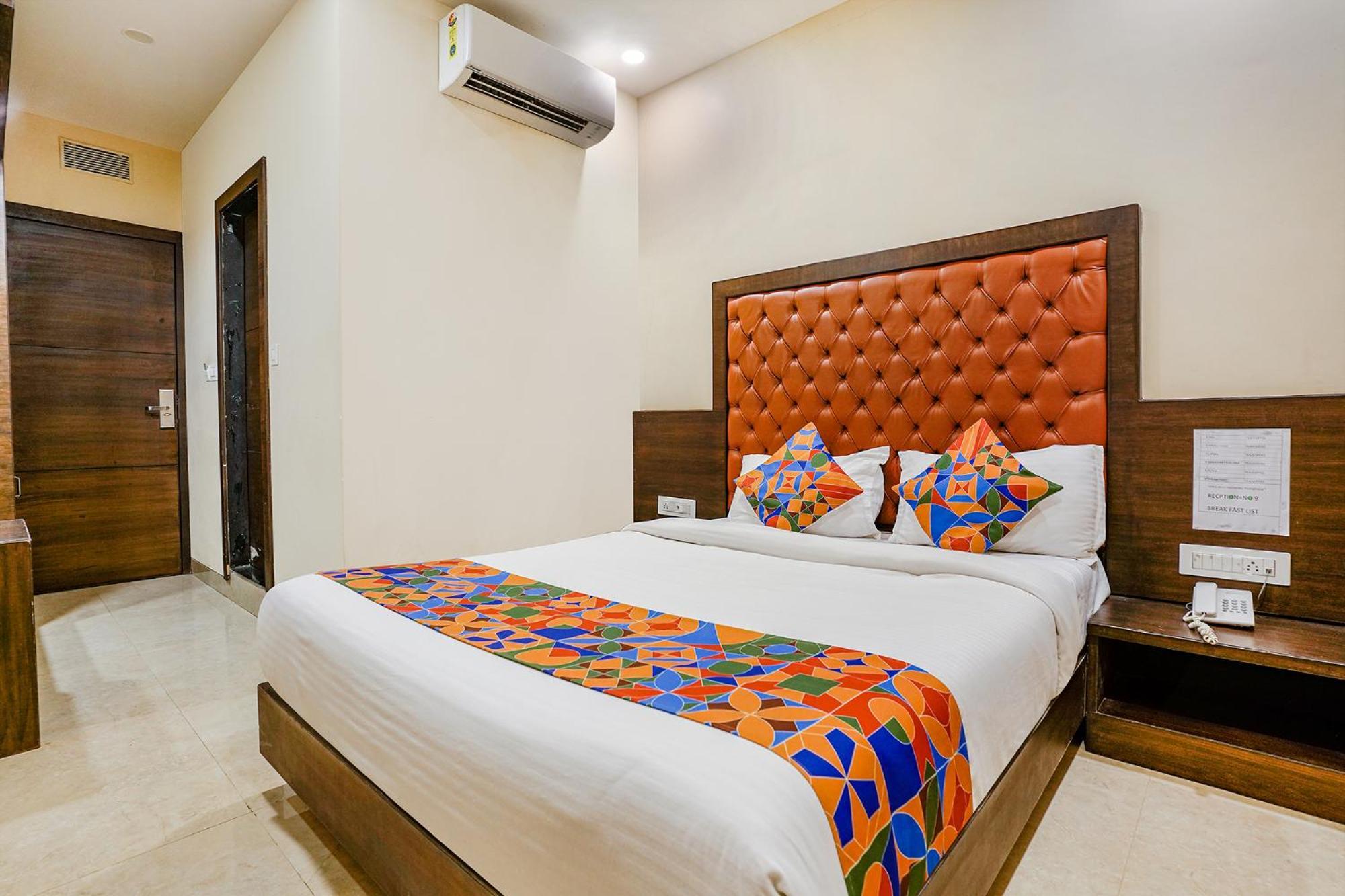 Fabhotel Vertigo Suites - Nr Bkc Мумбай Екстериор снимка