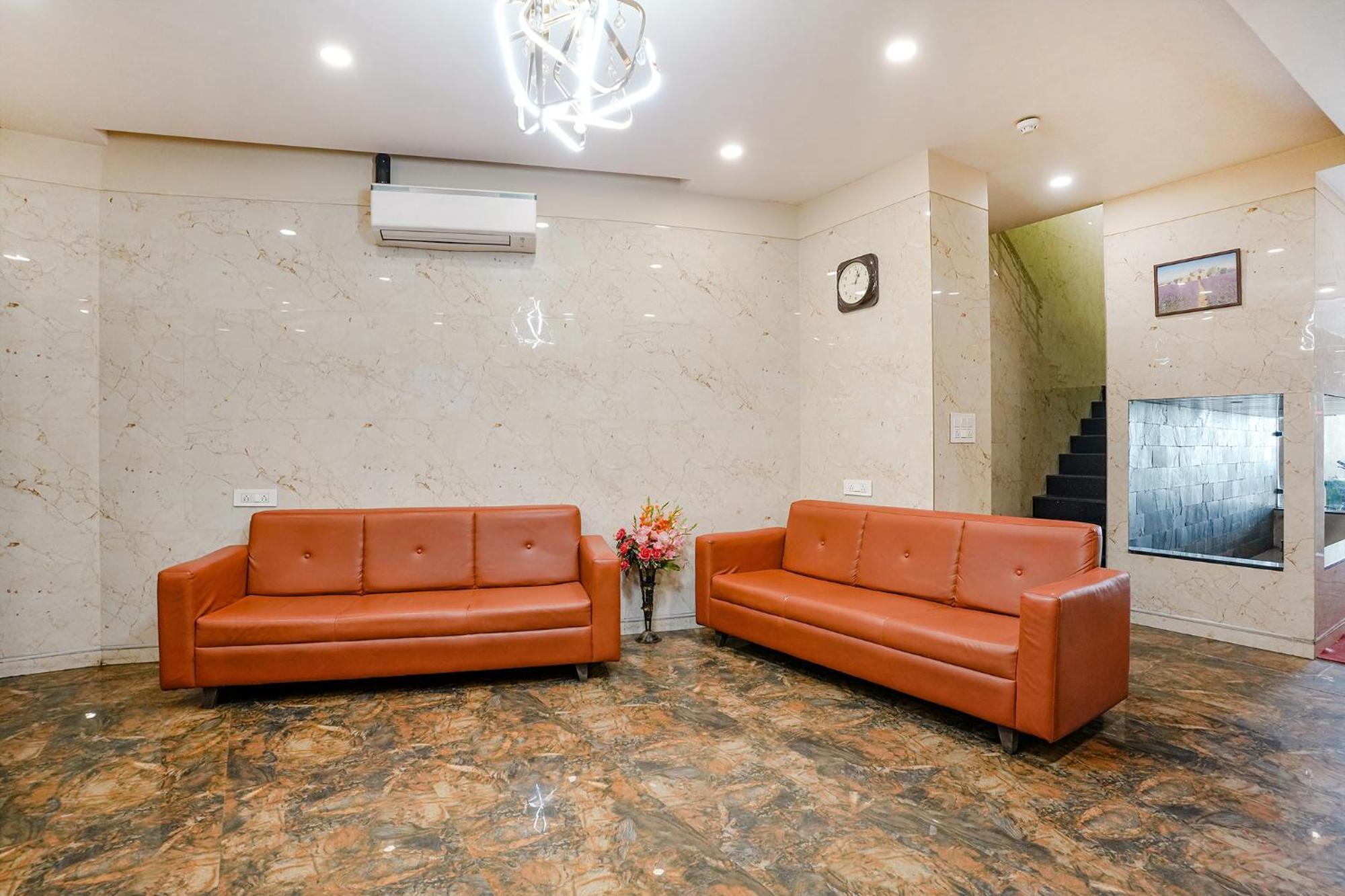 Fabhotel Vertigo Suites - Nr Bkc Мумбай Екстериор снимка